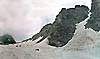 Перевал Хазны-Метеоровцев. Вид на перевальный взлет с верхнего плато ледника Хазны. Также видна седловина перевала Хазны-Шевченко