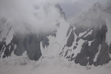 Непройденный перевал с ледника Скачкова на ледник Толстого