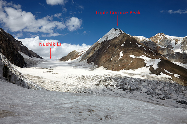 Перевал Nushik La (4970м) и Triple Cornice Peak (5370м)