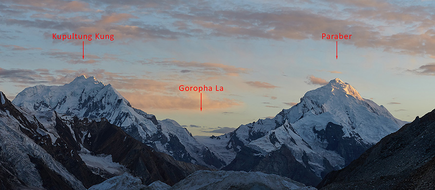 Перевал Goropha La (5010м) между пиками Kupultung Kung (6220м) и Paraber (6322м)