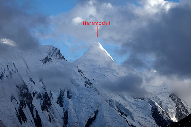 Пик Haramosh II (6666м) из лагеря C1